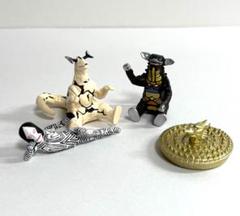 希少 ウルトラマン 怪獣まちぼうけ 2弾 全4種 フルコンプリート 新品 希少 ウルトラマン 怪獣まちぼうけ 2弾 全4種 フルコンプリート