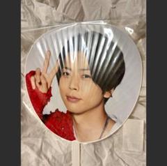 NEWS 小山慶一郎 ジョイポリス チラつく 缶バ パスケースSTORY