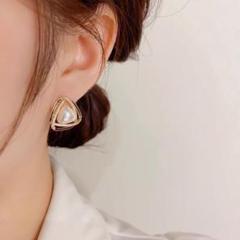 【在庫限り】ピアス　金　ゴールド　大ぶり　レディース　オフィス　韓国　結婚式