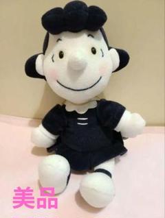 希少！ SNOOPY 　ルーシー　　　ぬいぐるみ　美品