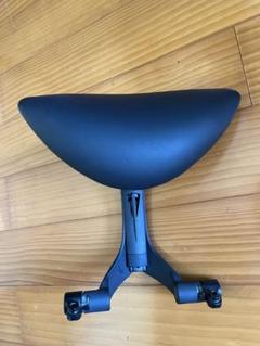 オカムラ　コンテッサ　初代　ヘッドレスト　小型　可動式