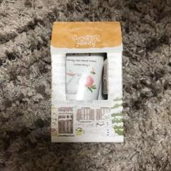 VECUA Honey とろとろハンドクリーム スウィートピオニーのサムネイル