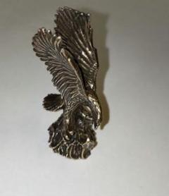 鷲の金属製彫刻 約6cm ✨インテリア✨ ✨格安✨ 商品説明必読✨