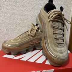 Nike ナイキ　エアヴェイパーマックス97 メタリックゴールドのサムネイル