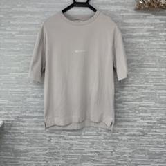 試着のみだが折ジワあり　GLOBAL WORK グレーベージュ Tシャツ M