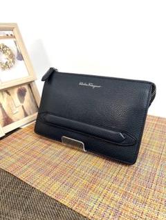 ✨極美品✨サルヴァトーレフェラガモ クラッチバッグ セカンドバッグ ネイビー