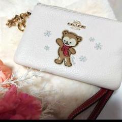 限定セール！！【レア品】COACH リストレットポーチ ベア くまのサムネイル