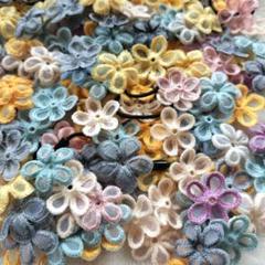 パッチ　刺繍　花　花芯　フラワーモチーフ　レースワッペン　レース素材　新品