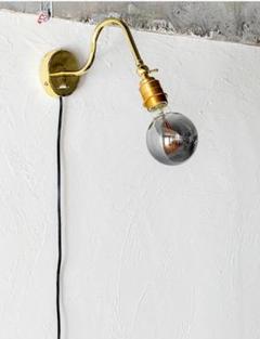 【LED電球付き】1灯ブラケットライト 本体黒 アクリルガラスシェード