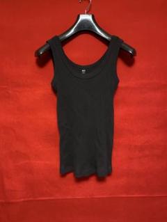 UNIQLO タンクトップ