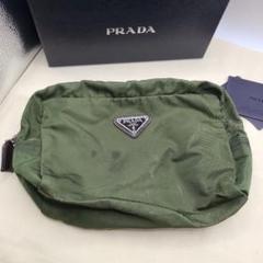 PRADAポーチ