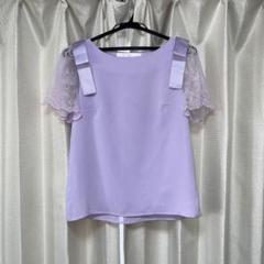 tocco closet ショルダーリボントップス レースブラウス　ラベンダーのサムネイル