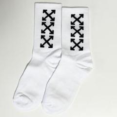 Off-White 国内発送 Arrow ソックス off white（オフホワイト）の「OFF-WHITE “ARROWS”ソックス