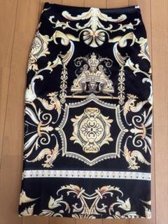 VERSACE ヴェルサーチ ひざ丈スカート 40(M位) 4112525M0018 VERSACE ヴェルサーチ ひざ丈スカート 40(M位) 4112525M0018