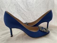 MANOLO BLAHNIK HANGISI 35/7cm ブルー