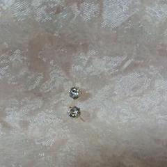 ピアス おもちゃ