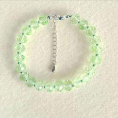 ♥️クリアライトグリーンのガラスビーズ♪ブレスレット　ハンドメイド