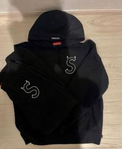 Supreme パーカー 黒 Sロゴ サイズL 2025年最新】sロゴ supreme パーカーの人気アイテム - メルカリ