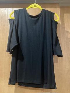 ベイフロー　オフショルダー ブラック Tシャツ 半袖