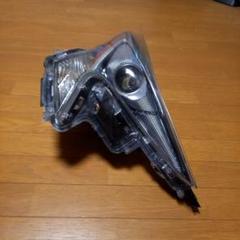 トヨタプリウス50系前期右側ヘッドライトユニット トヨタプリウス50系前期右側ヘッドライトユニット