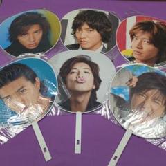 SMAP　木村拓哉　草彅剛　星型うちわ　公式　２枚セット　レア SMAP ウラスマ 木村拓哉 草彅剛 香取慎吾 うちわ - メルカリ