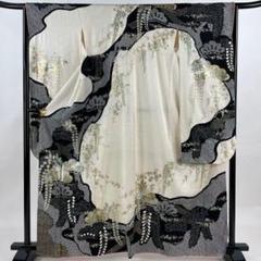 モノトーン 白×黒 金銀 絞り 染め分け 松竹梅 橘 振袖 モノトーン 白×黒 金銀 絞り 染め分け 松竹梅 橘 振袖 - メルカリ