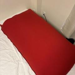 yoibo midi 赤 ビーズクッション ヨギボー