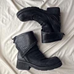 Kmrii studs python boots - メルカリ