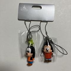 ディズニーストア グーフィー キーチェーン&ガチャガチャ まとめ売り ディズニーストア シークレット キーチェーン グーフィー