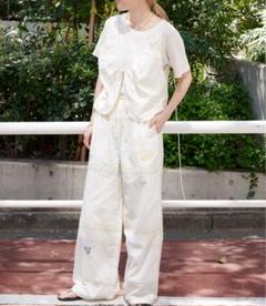 outdoor productsレース×刺繍トラックワイドパンツのサムネイル