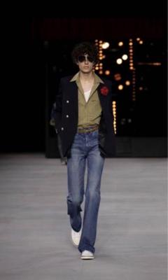 CELINE セリーヌ　エディ期　サイズ44 メンズ　紺　ブレザー　ジャケット CELINE セリーヌエディ期サイズ44 メンズ紺ブレザージャケット