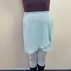 新品未使用✨ミルババレエスカート✨7920円✨お色は画像⑤⑥が実際に近いお色です バレエ・ダンス用品のミルバ / MD314 巻きスカート