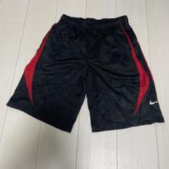 Nike 黒 赤 ショートパンツ