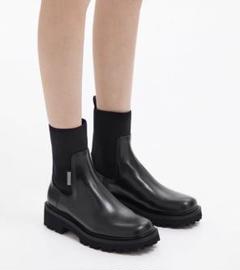 2025年最新】charles & keith ブーツ ニットソックスの人気