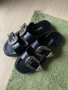 GURLBUCKET バックル付きサンダル ブラック