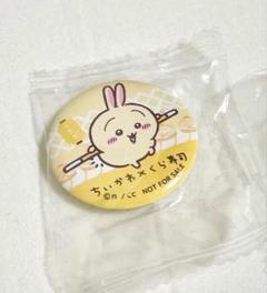 ちいかわくら寿司　うさぎ　ちいかわ缶バッジ　セット