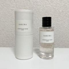 Dior サクラ オードゥパルファン 50ml 新品未使用 2025年最新】dior サクラ 40mlの人気アイテム - メルカリ