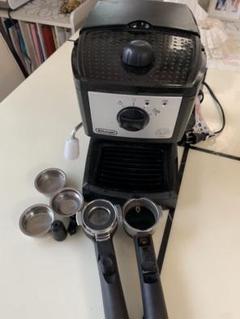 デロンギ エスプレッソマシン EC152J