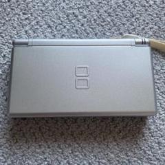 ニンテンドー　DS Lite 本体シルバー