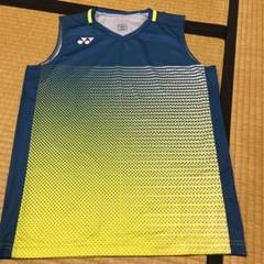 美品　YONEX ノースリーブ　ゲームシャツ　M グラデーション