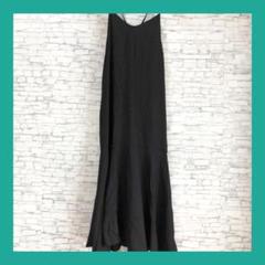 adapt retailing◆キャミワンピース　ロング　フレア　黒　無地　夏