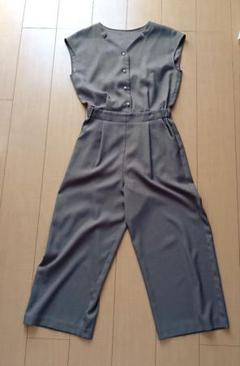 オールインワン　サロペット　上品　スリークォーター　カーキ