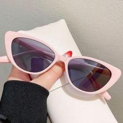 【大人気】サングラス　レディース　ユニセックス　ブラックレンズ　ピンクフレーム