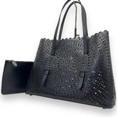 ぽぽ■アライア　トートバッグ　MINA 32 NEW VIENNE Le Mina 32 New Vienne leather tote bag in black - Alaia