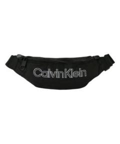 Calvin Klein ボディーバック　黒　ラスト一個