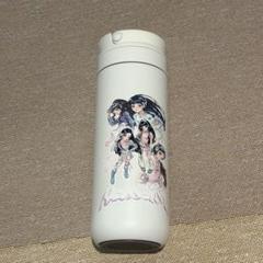 NewJeans ニュージーンズ NJ GLASS コップ グラス　ハニ NewJeans ニュージーンズ NJ GLASS コップ グラス ミンジ - メルカリ