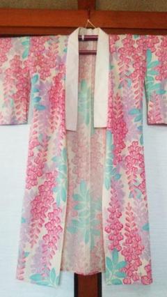 大量入荷 長襦袢 アンティーク 単衣 メルカリ - 藤の花柄 着物・浴衣