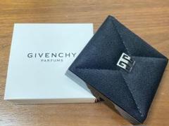 ② GIVENCHY ジバンシー コンパクトミラー ハート型 ② GIVENCHY ジバンシー コンパクトミラー ハート型