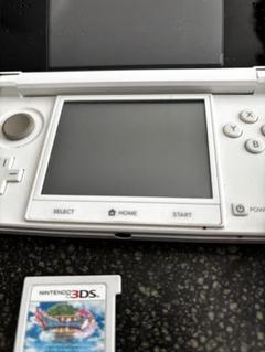 ニンテンドー3DS ホワイト 本体 ACアダプター付き　ドラクエカセット