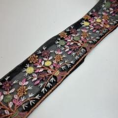 インド刺繍リボン　花束　チュール地　【B】